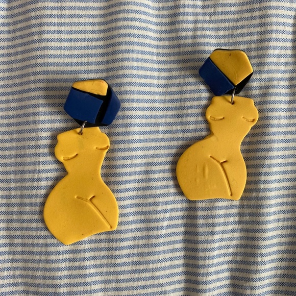 Handmade Clay Earrings | Forms of a Woman Silhouette | Yellow and Blue Mosaic - Picture 5 of 9